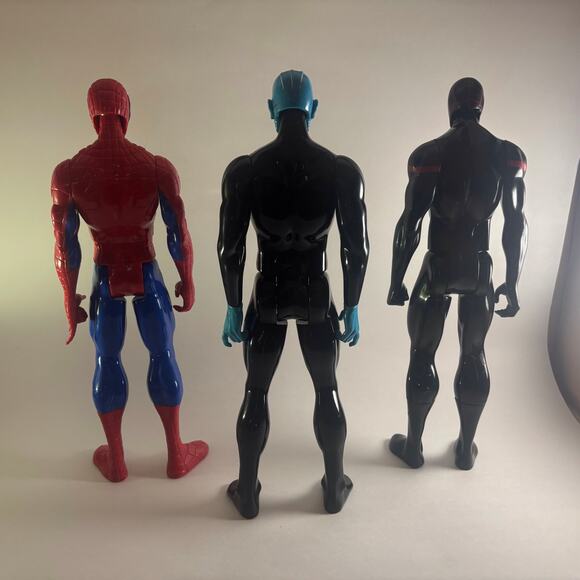 Marvel Titan Spider-Man and Electro 12" Action Figures 2013/2014 Lot of 3 - Picture 5 of 5